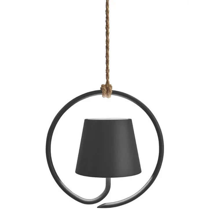 Lampa wisząca Emptyoo z widocznym dotykowym przełącznikiem