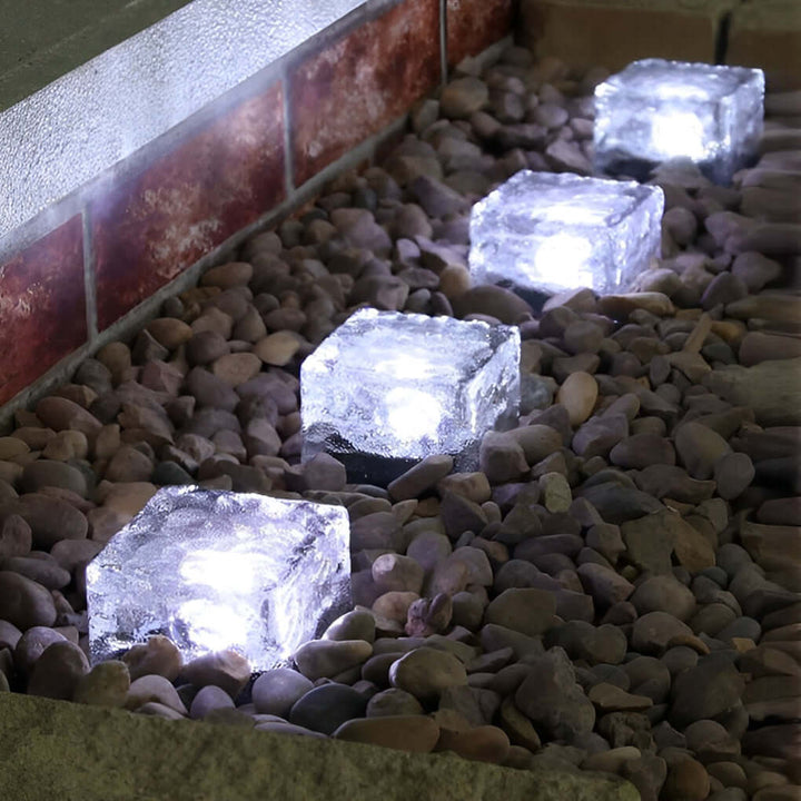Kwadratowa lampa solarna, widok z góry