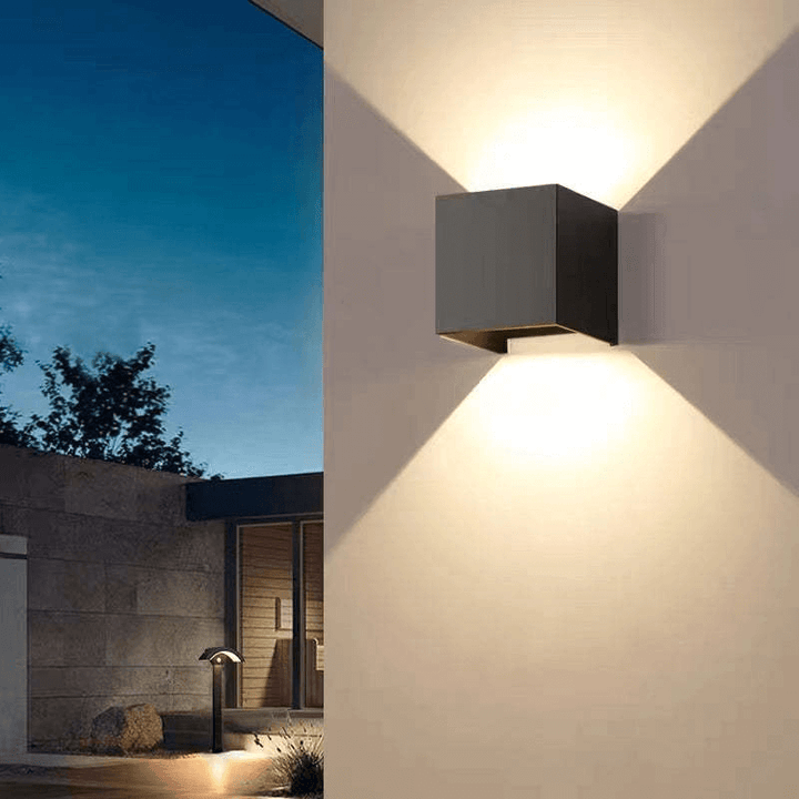 Nowoczesna Lampa Ścienna LED do Wewnątrz i na Zewnątrz