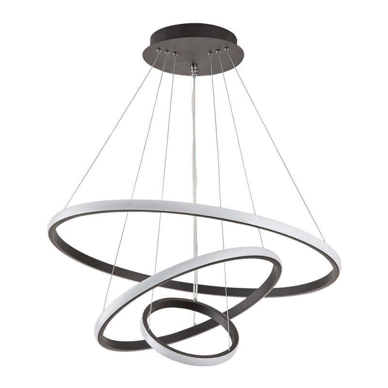Lampa sufitowa w różnych trybach oświetlenia