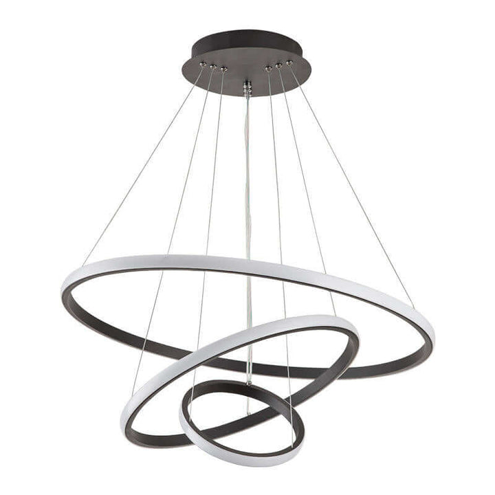 Lampa sufitowa w różnych trybach oświetlenia