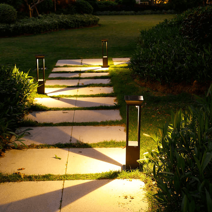 Zewnętrzna Lampa Solarna LED - Oświetlenie Ścieżki