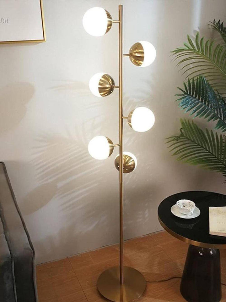 Lampa stojąca LED do tworzenia atmosfery
