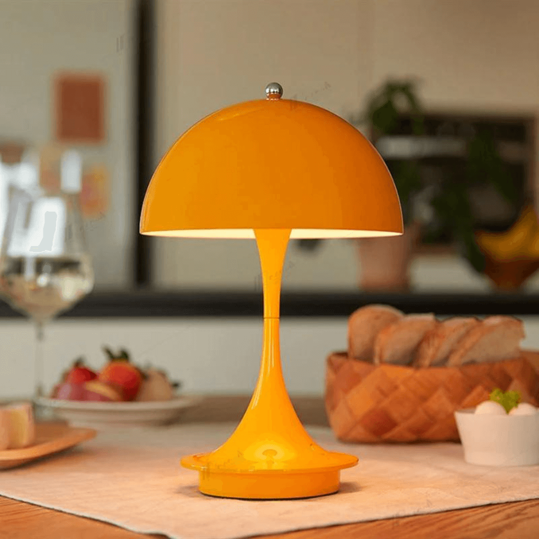Eclatéaura™ - lampa stołowa z trwałego metalu i szkła