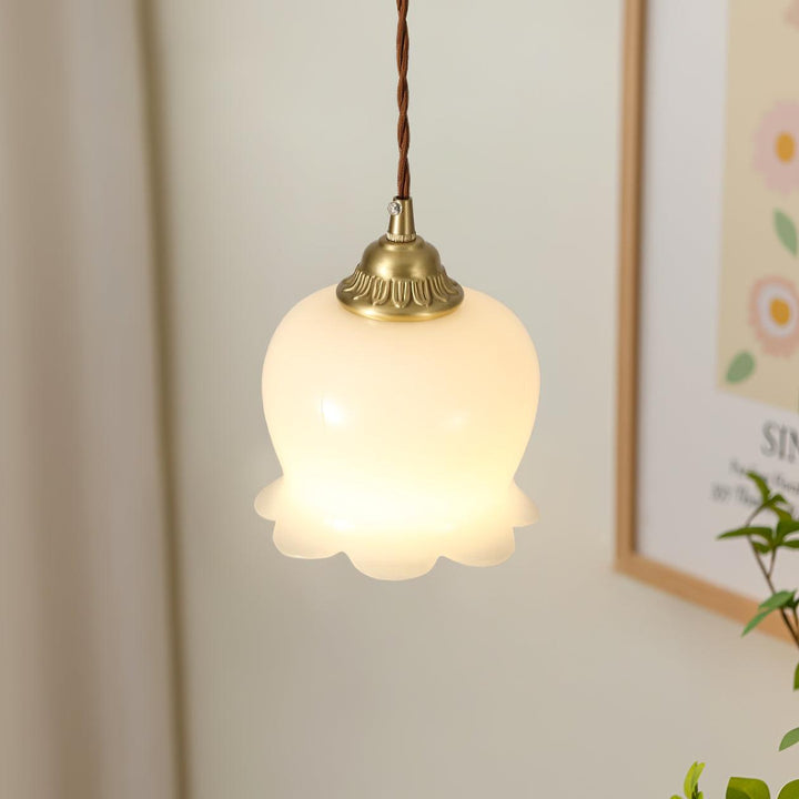 Wisząca lampa Konwalia – elegancja w każdym calu