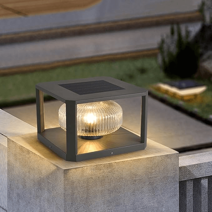 Zewnętrzna Lampa Solarna - Oświetlenie Ogrodowe i Tarasowe
