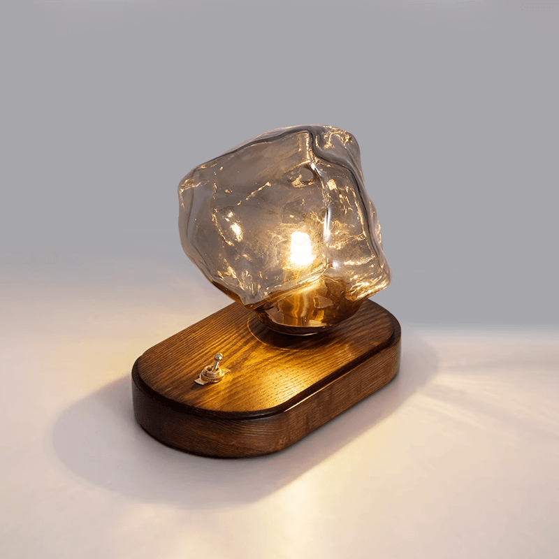 Szklana Lampa Stołowa o Designerskim Kształcie Bryły Lodu