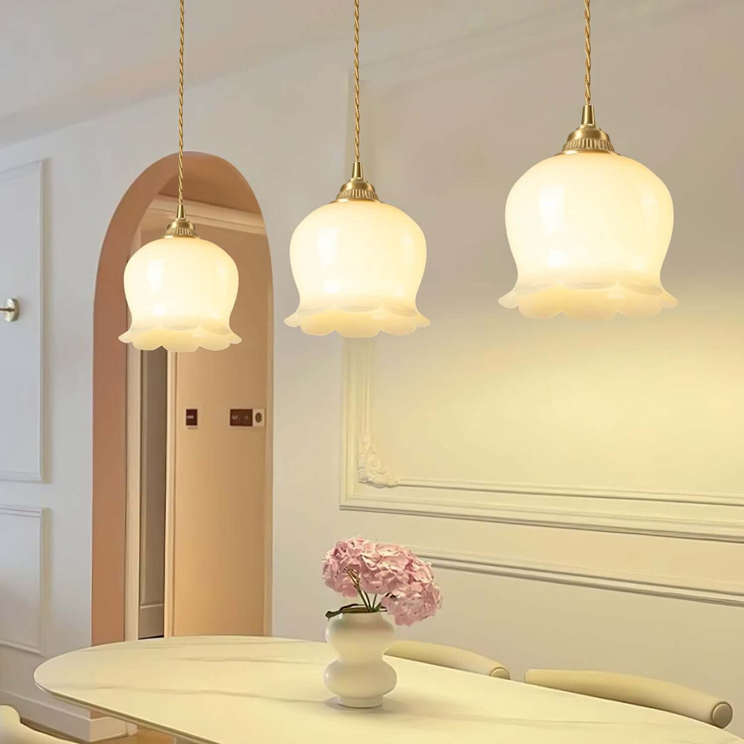 Wisząca lampa Konwalia z bliska