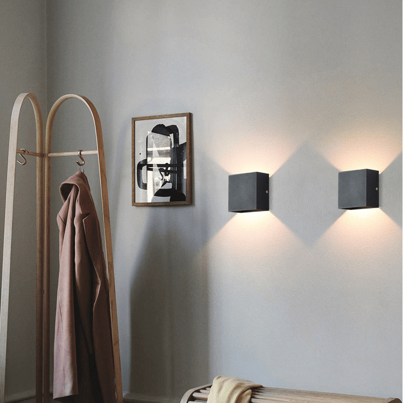 Nowoczesna Lampa Ścienna LED do Wewnątrz i na Zewnątrz