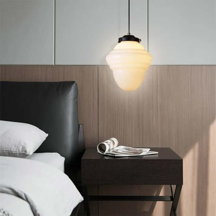 Wisząca lampa geometryczna z mlecznego białego szkła w stylu vintage