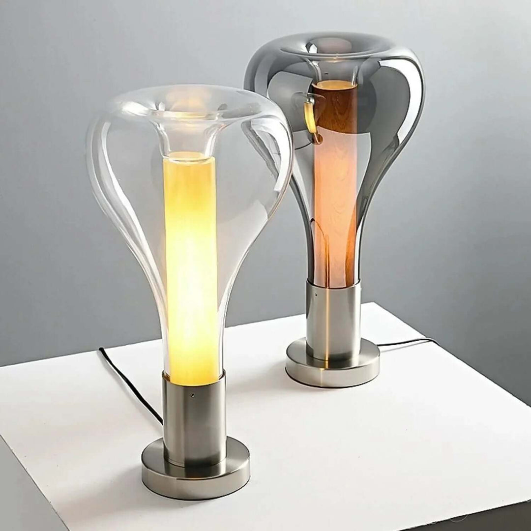 Nowoczesna szklana lampa stołowa o designie lawy