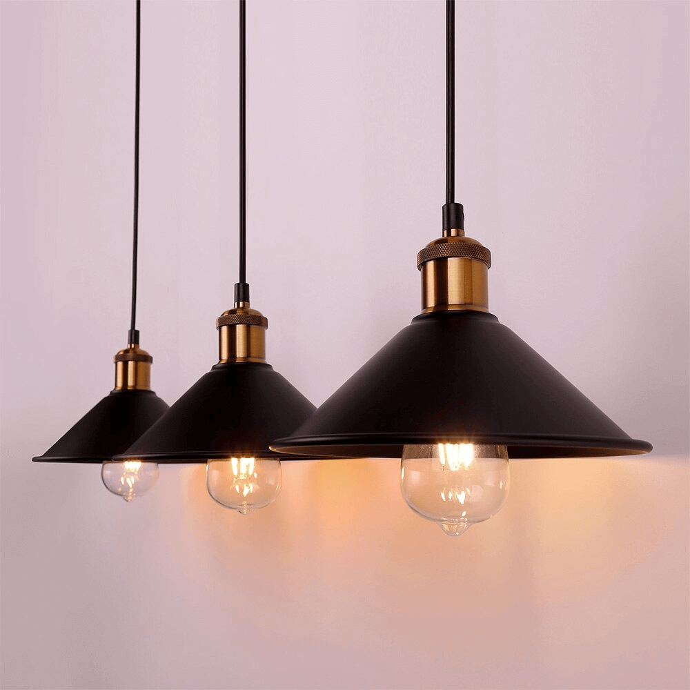 Mosiężna stożkowa lampa wisząca