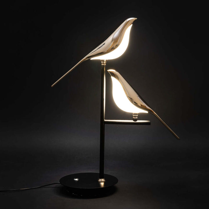 Stylowa lampa LED z metalu i akrylu