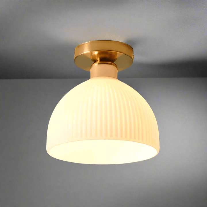 Nowoczesna mlecznobiała szklana lampa sufitowa