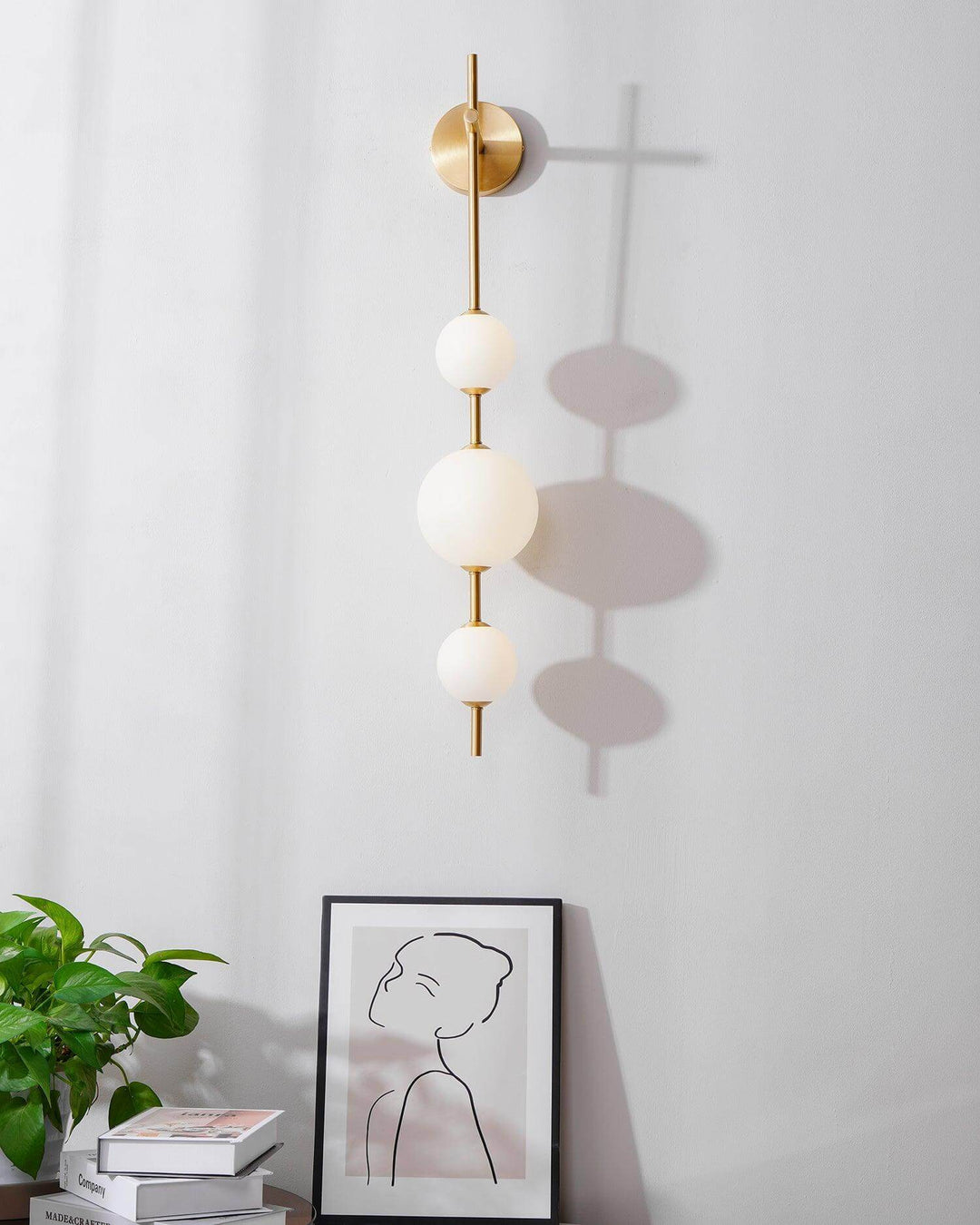Pionowa Lampa Ścienna Kula