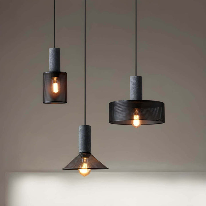 Lampa wisząca przemysłowa w stylu loft