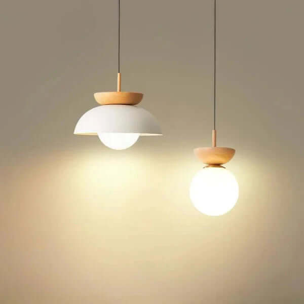 Lampa wisząca kulista, biały klosz