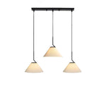 3 lampy w jednej belce
