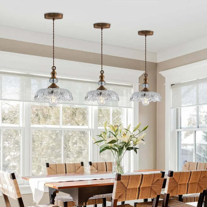 Mini lampa wisząca szklana do wyspy kuchennej w stylu mid-century