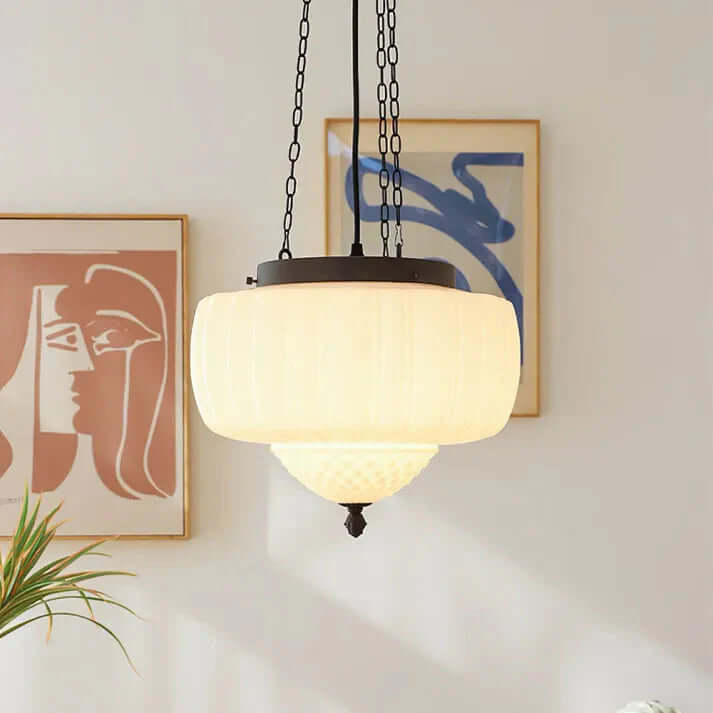 Nowoczesna minimalistyczna biała lampa wisząca