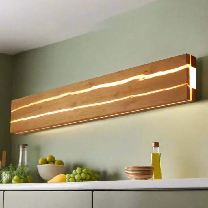 Nowoczesna drewniana lampa ścienna, eleganckie oświetlenie domu