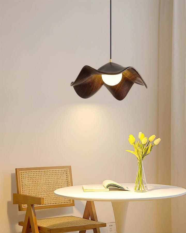 Lampa wisząca Casia w drewnianej kolorystyce