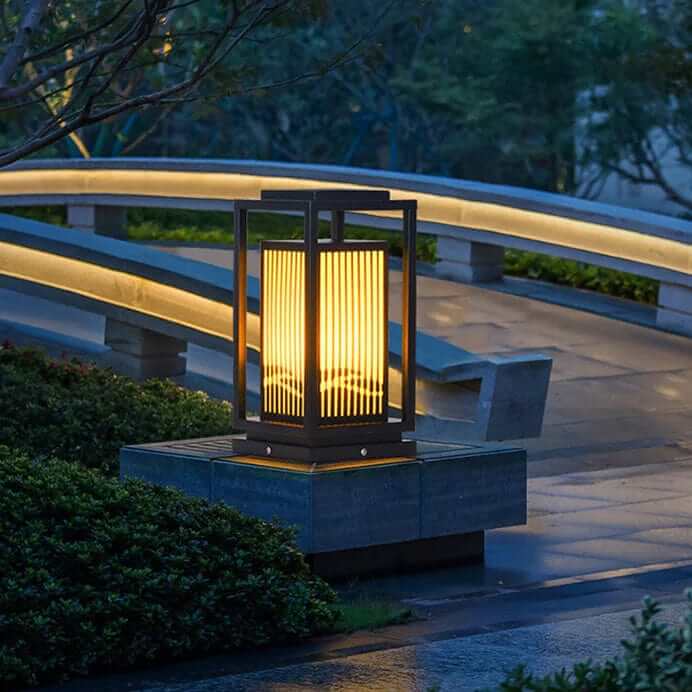 Zewnętrzna Lampa Solarna - Nowoczesne Oświetlenie Ogrodowe