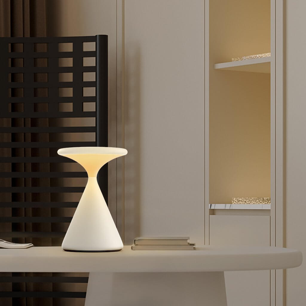 Aeron Hourglass – bezprzewodowa lampa stołowa z długim czasem pracy na baterii