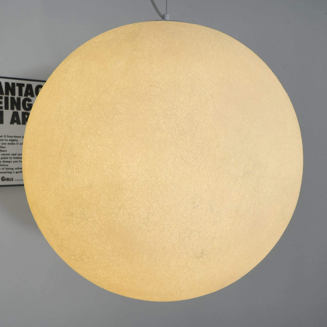 Lampa wisząca w kształcie księżyca