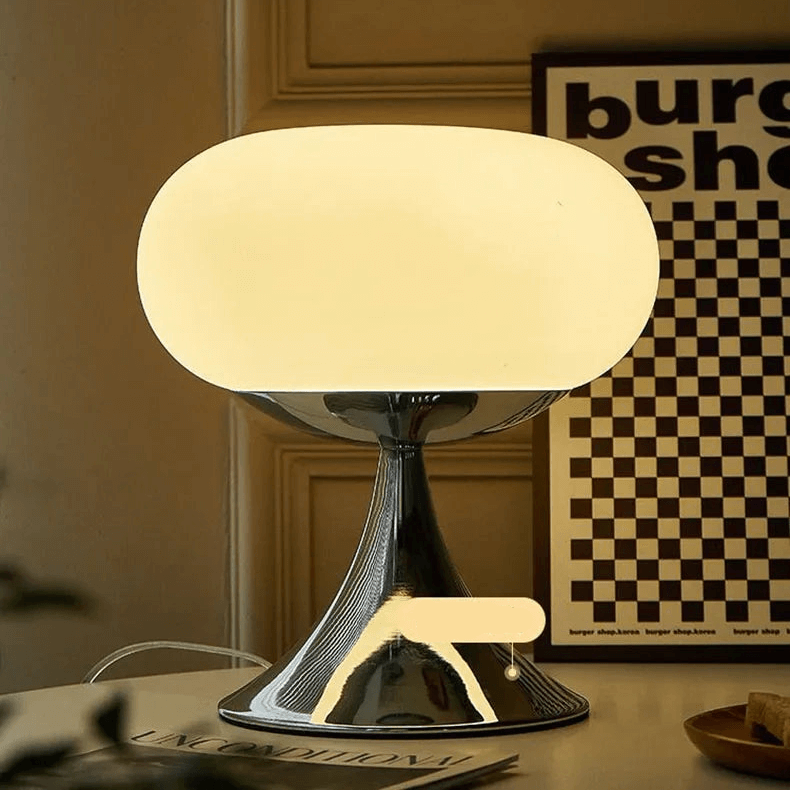 Lampa stołowa vintage w kształcie jabłka