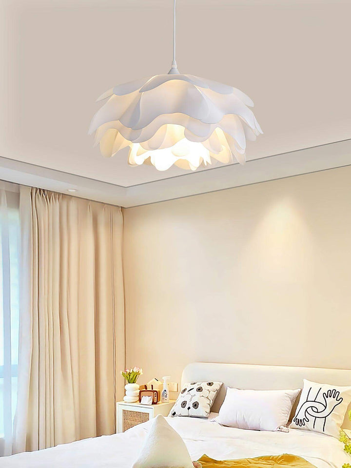Lampa wisząca kwiatowa, biała, regulowana długość