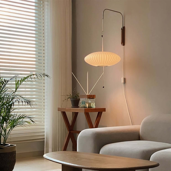 Lampa ścienna Nelson z regulowanym światłem