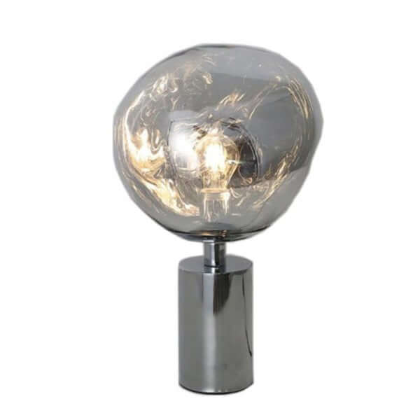 Elegancka lampa stołowa o unikalnym designie