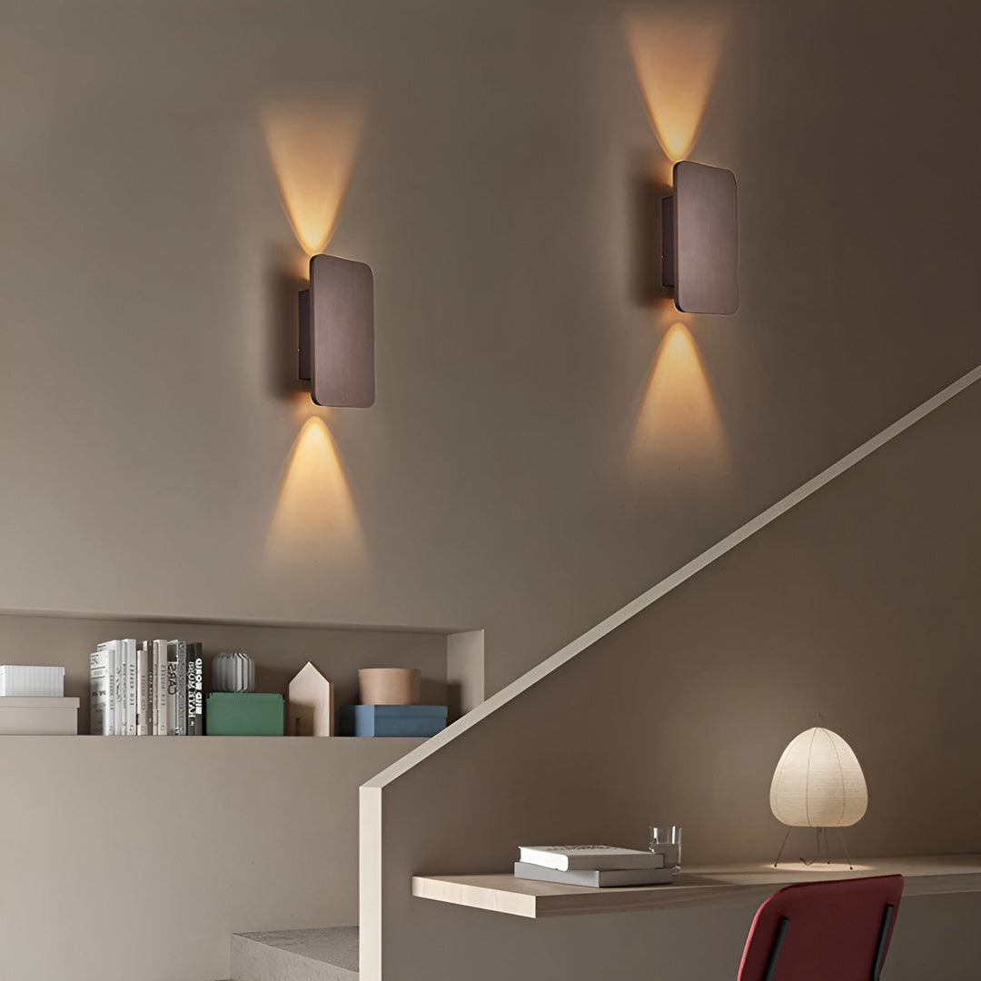 Nowoczesna prostokątna lampa ścienna LED, design do wnętrz, solidny aluminiowy kinkiet, idealny do korytarzy i klatek schodowych.