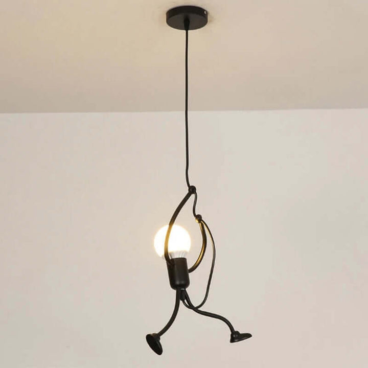Lampa wisząca dla dzieci z figurką lalki