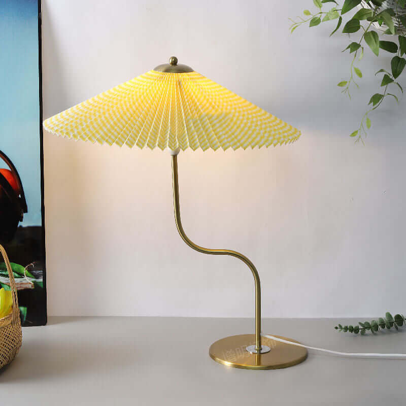 Lampa parasolowa nowoczesna, diamentowy żółty