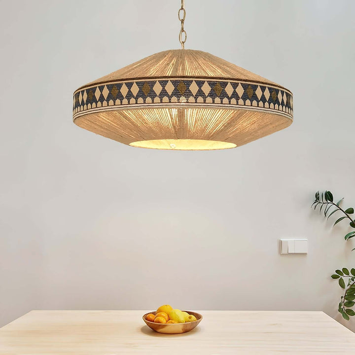 Dekoracyjna lampa wisząca w stylu boho