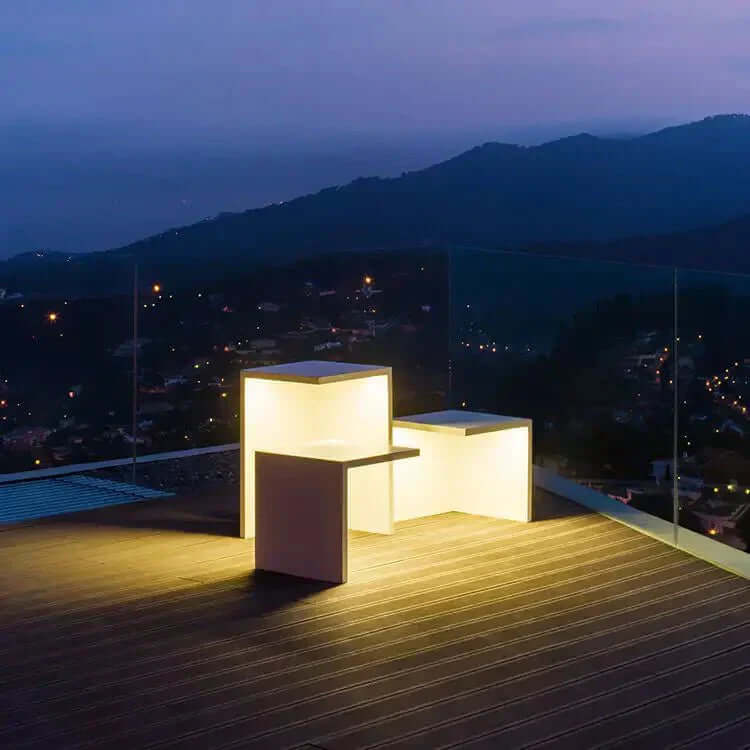 Zewnętrzna Lampa Solarna o Minimalistycznym Designie