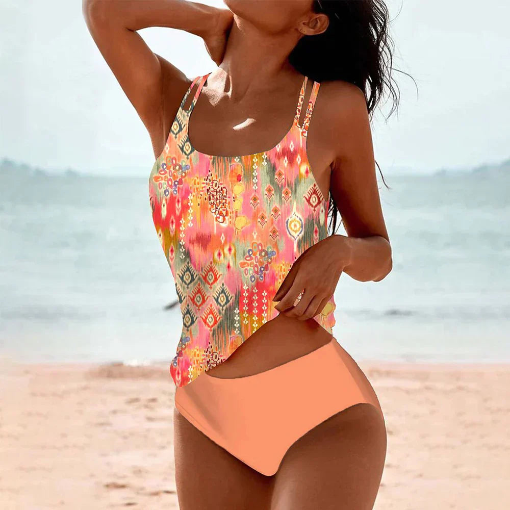 Eleganckie bikini damskie z miękkiej tkaniny, podkreślające figurę, idealne na plażę lub basen, gwarantujące elegancję i komfort.