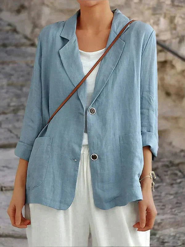 Lekki lniany blazer damski, luźny, oversizowy krój, neutralny kolor, idealny dla codziennej elegancji.
