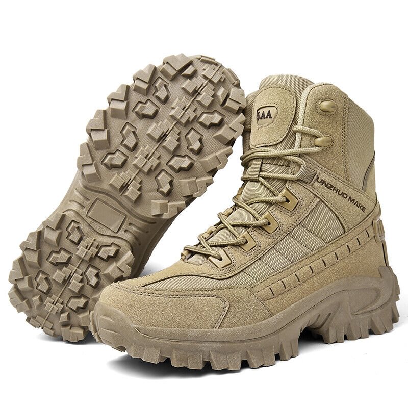"Bottes de combat imperméables femmes, vue de côté, daim marron, lacets, col haut pour protection et confort."