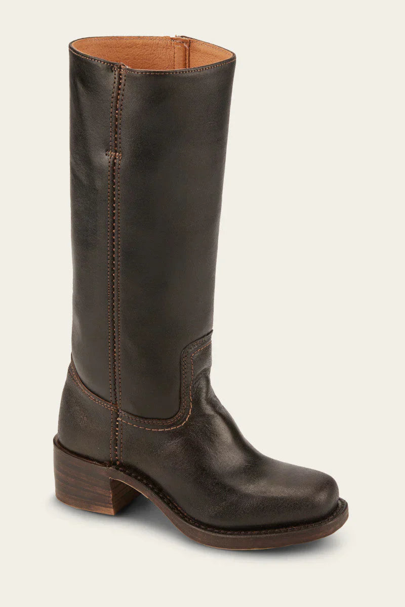 Damskie skórzane botki Wulfrun w ciemnym brązie, eleganckie i wygodne, z wyrafinowanym stylem, idealne na każdą okazję.
