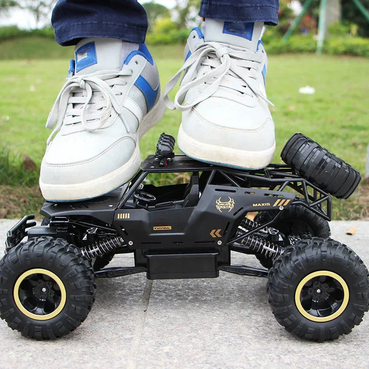Terenowy buggy RC 4WD ze światłami LED, idealny dla dzieci; kolor czarny, duże koła terenowe, 37cm.