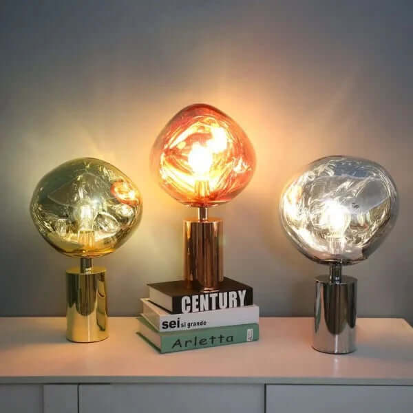 Lampa stołowa o designerskim kształcie w stylu Melt
