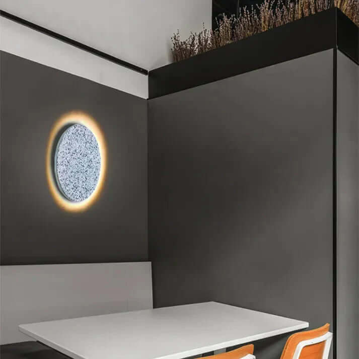 Nordycka, prosta lampa ścienna do korytarza, na schody, lub taras