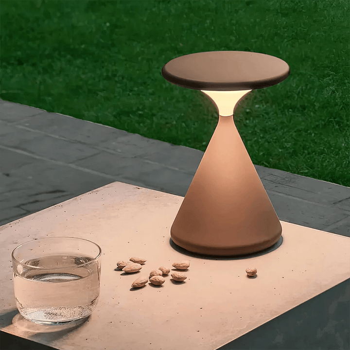 Bezprzewodowa lampa stołowa Aeron Hourglass, zbliżenie na detale