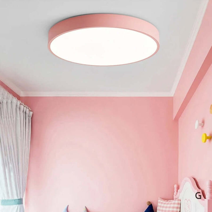 Nordycka okrągła lampa sufitowa Macaron z drewna
