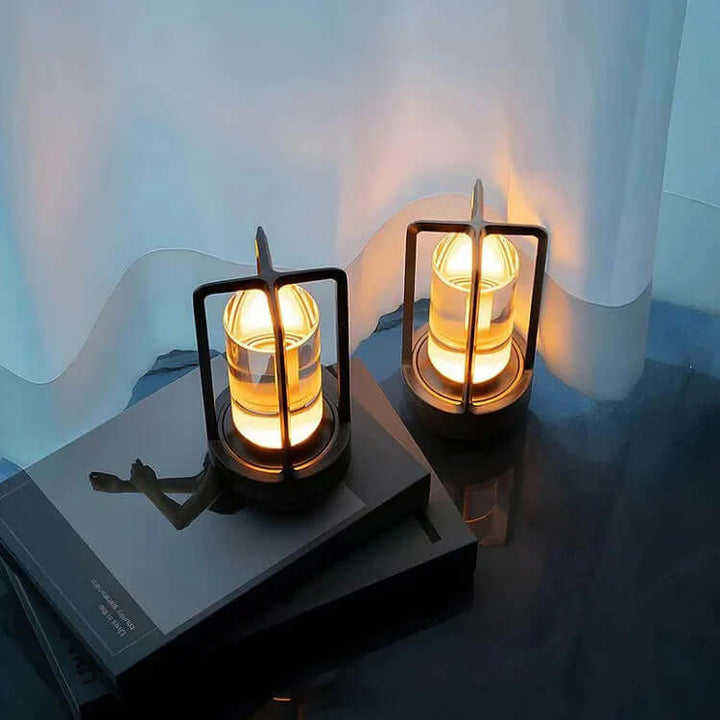 Lampa kryształowa Clarity widok z boku
