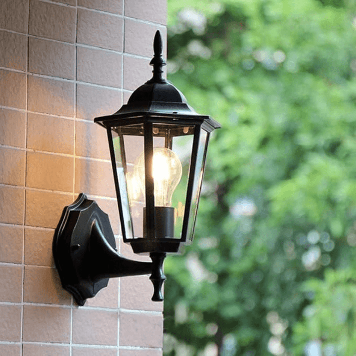 Zewnętrzna Lampa Ścienna Retro - Oświetlenie Vintage