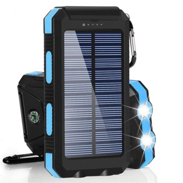 Wodoodporna, wstrząsoodporna ładowarka słoneczna 20000mAh z wbudowaną diodą LED, idealna do aktywności na świeżym powietrzu, na naturalnym tle.